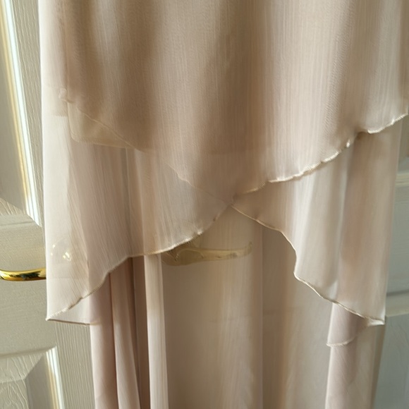 Strapless dress with multilayered sheer overlay - Picture 8 of 12